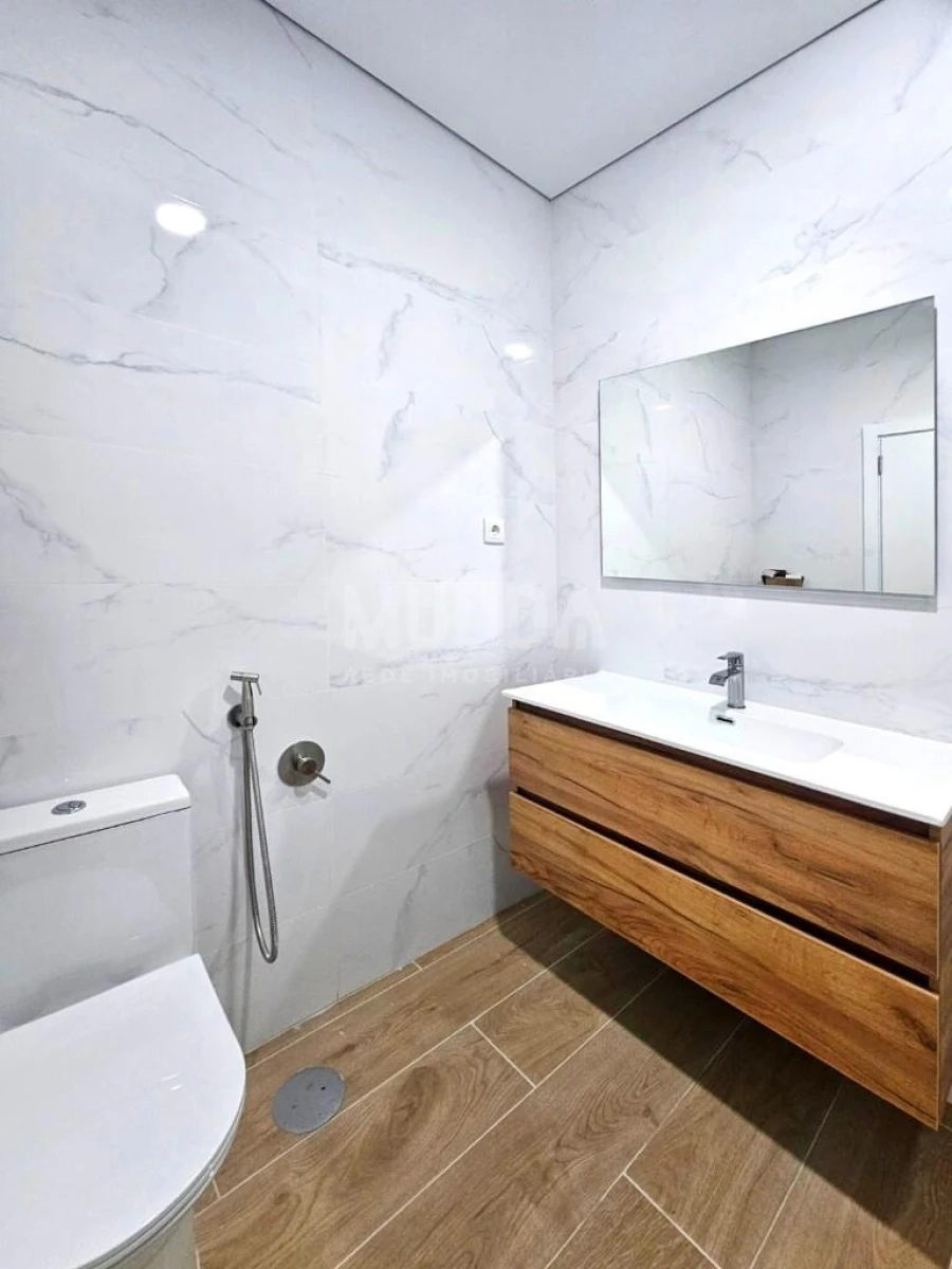 Apartamento T2 para Venda em Esmoriz Foto 21