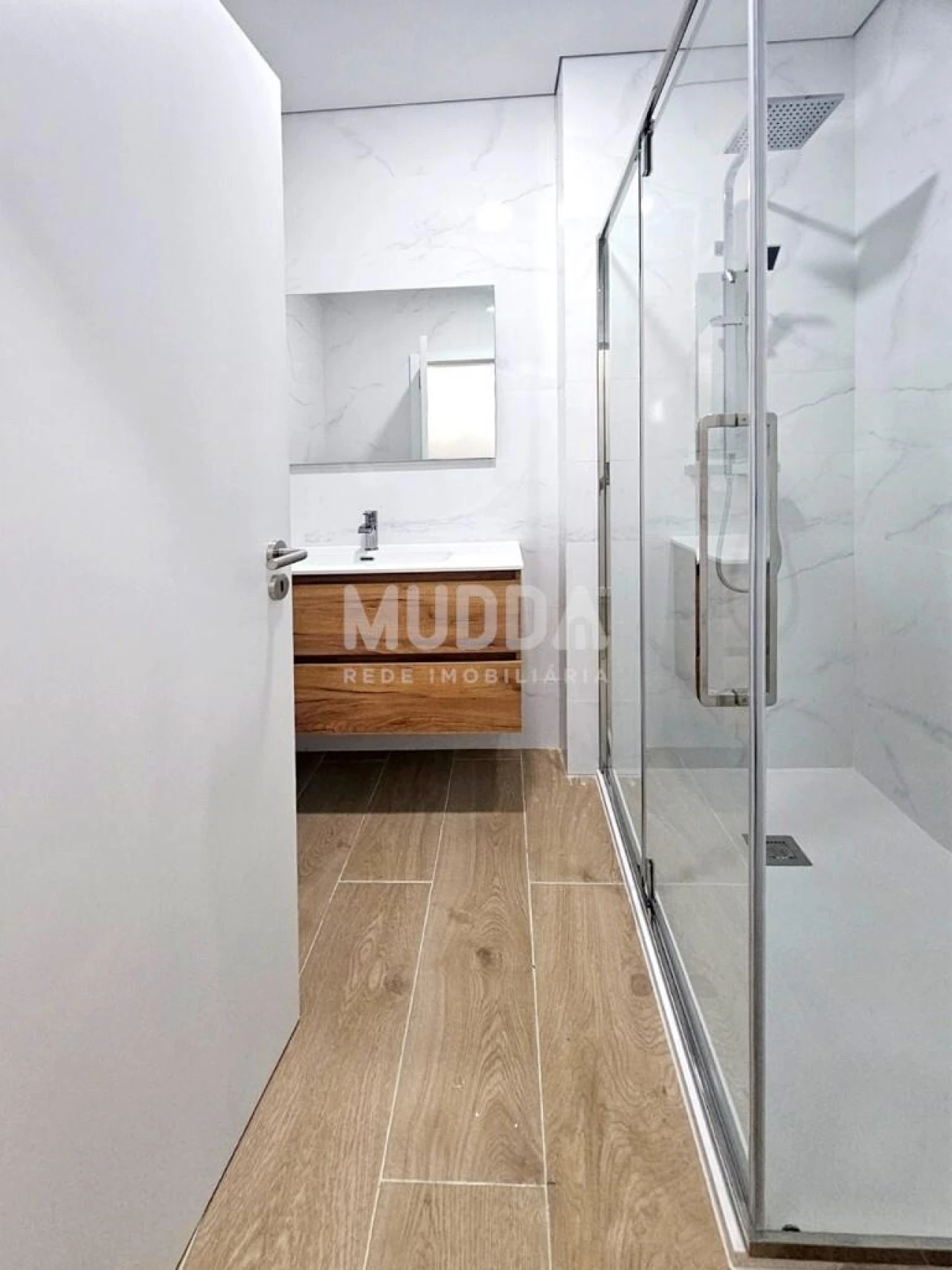 Apartamento T2 para Venda em Esmoriz Foto 24