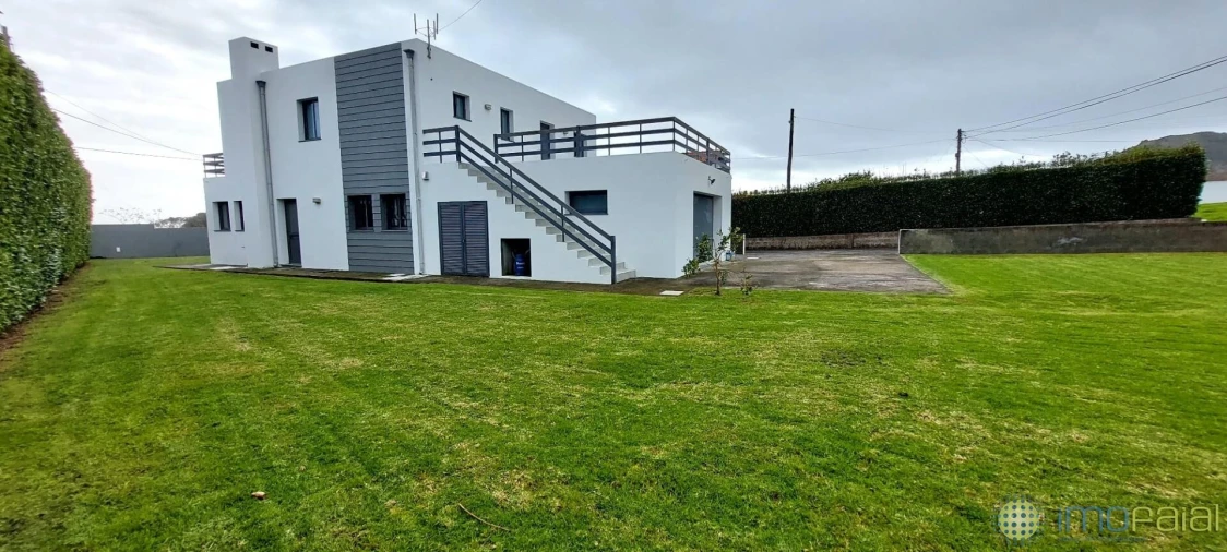 Moradia T4 para Venda em Horta (Conceição) Foto 49