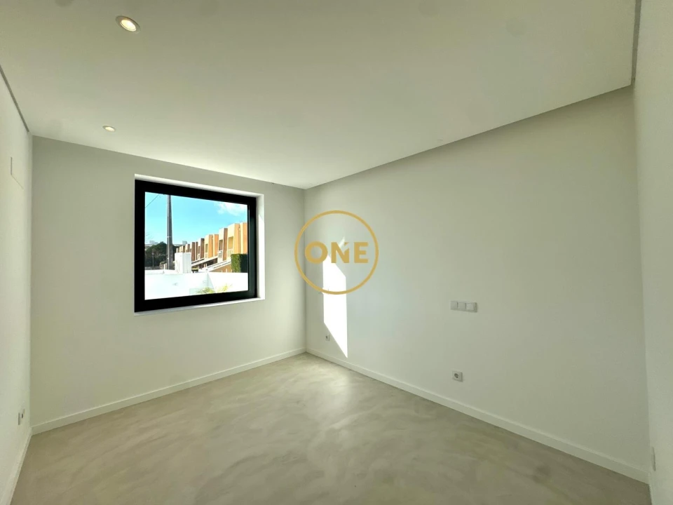 Moradia T3 para Venda em Gulpilhares e Valadares Foto 17