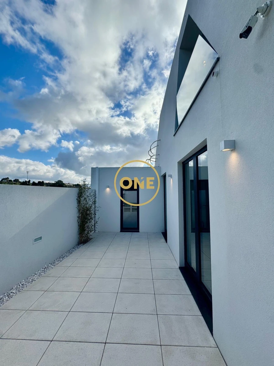 Moradia T3 para Venda em Gulpilhares e Valadares Foto 40