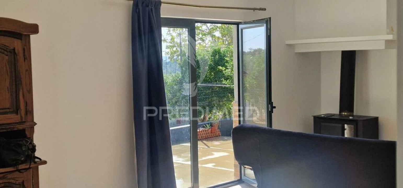 Moradia T2 para Venda em Além da Ribeira e Pedreira Foto 16