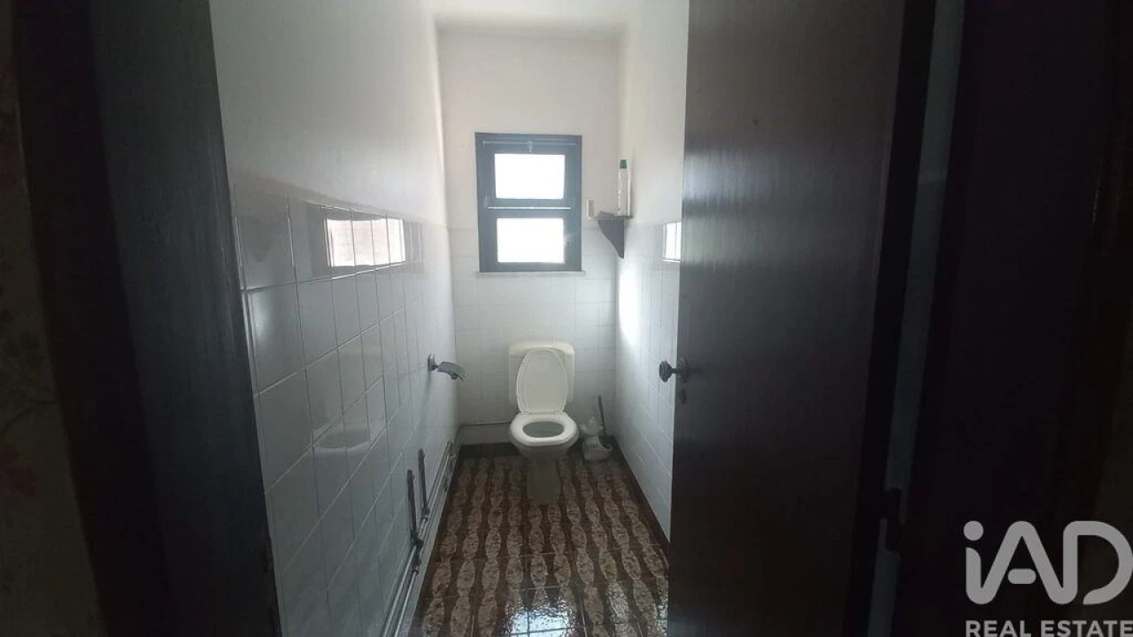 Moradia T3 para Venda em Vila Cã Foto 19