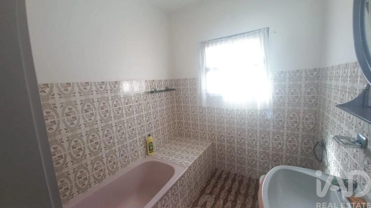 Moradia T3 para Venda em Vila Cã Foto 23