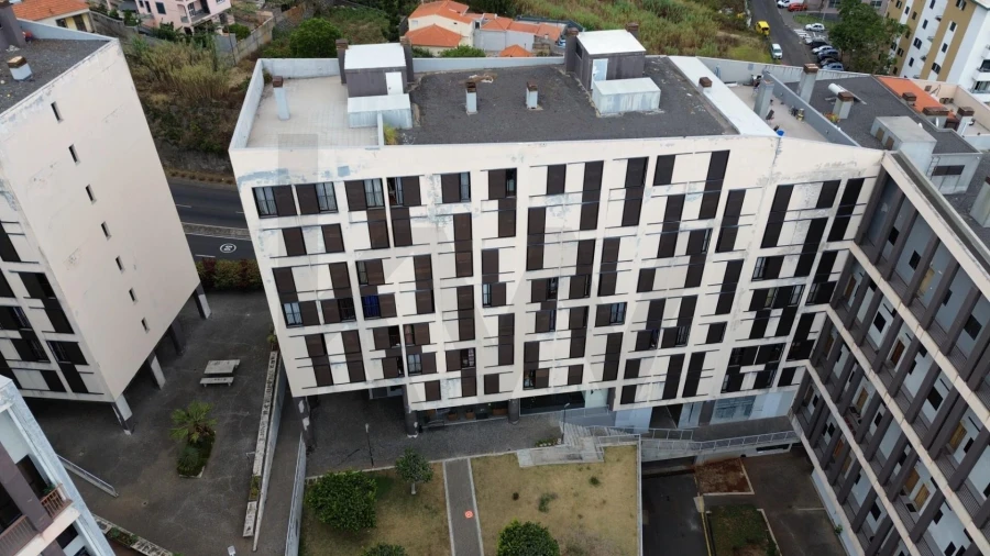 Loja para Arrendamento em São Martinho Foto 41