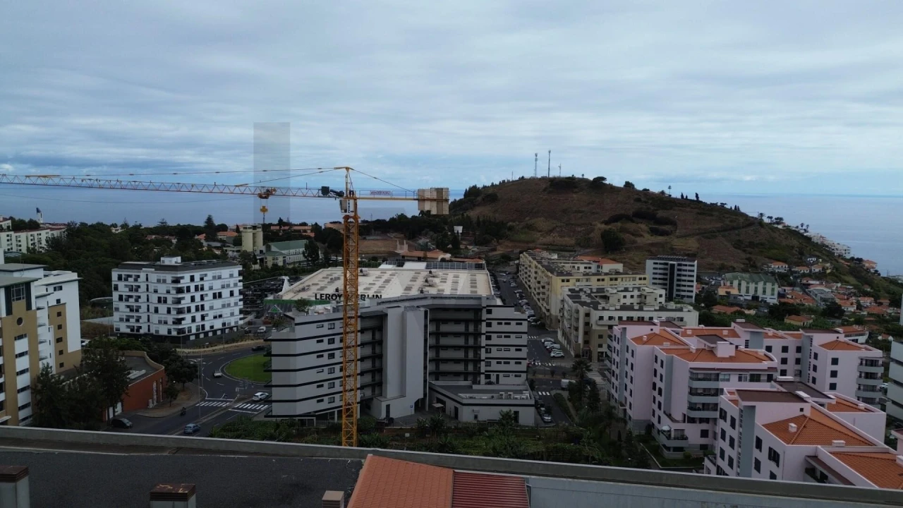 Loja para Arrendamento em São Martinho Foto 40