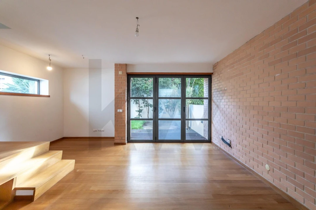 Moradia T3 para Arrendamento em Alcabideche Foto 3