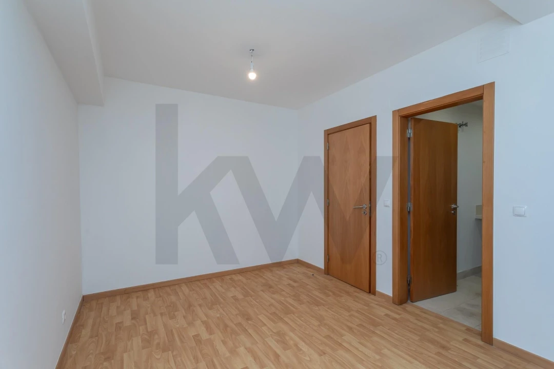 Moradia T3 para Arrendamento em Alcabideche Foto 21