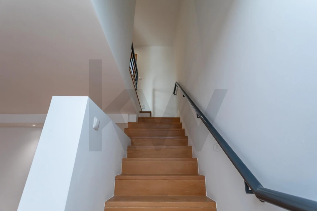 Moradia T3 para Arrendamento em Alcabideche Foto 12