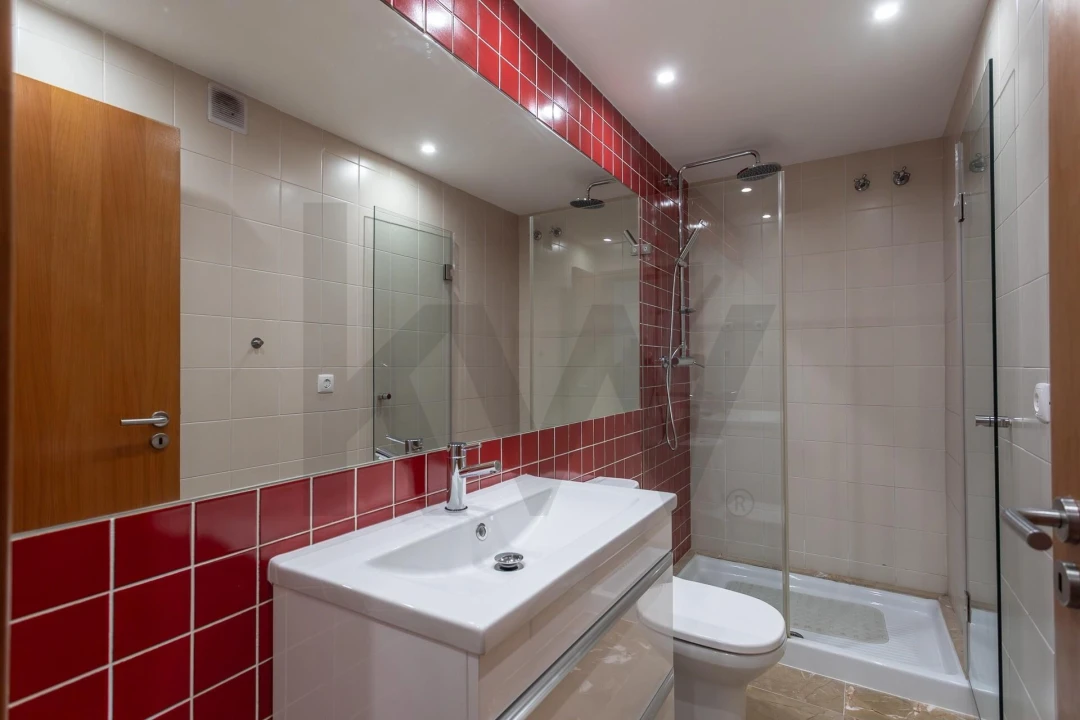 Moradia T3 para Arrendamento em Alcabideche Foto 15