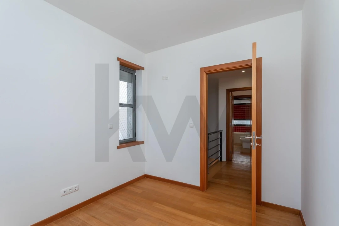 Moradia T3 para Arrendamento em Alcabideche Foto 22