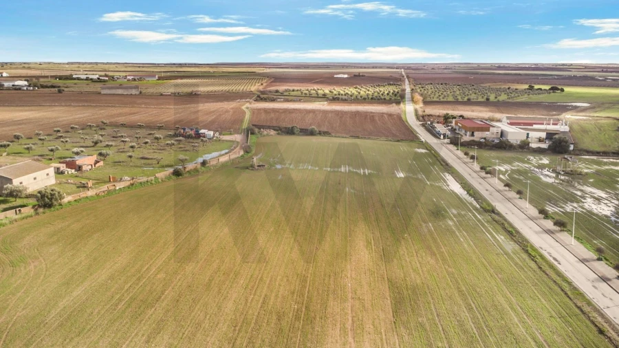 Moradia T3 para Venda em Cuba Foto 3