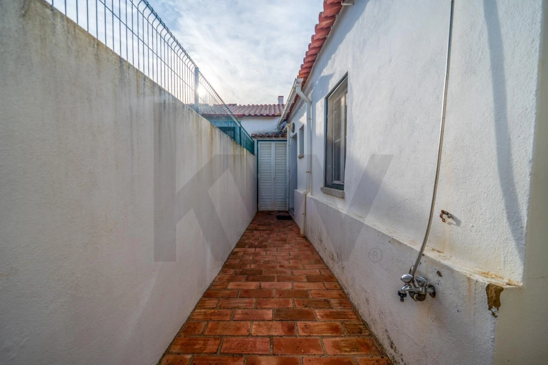 Moradia T2 para Venda em São Bartolomeu de Messines Foto 18