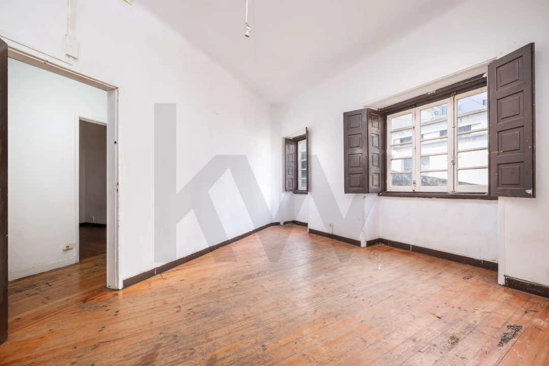 Prédio para Venda em Santo Antonio dos Olivais Foto 13