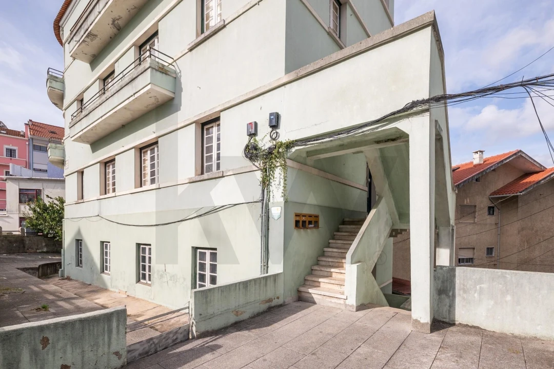 Prédio para Venda em Santo Antonio dos Olivais Foto 6