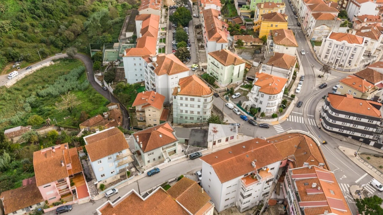 Prédio para Venda em Santo Antonio dos Olivais Foto 50