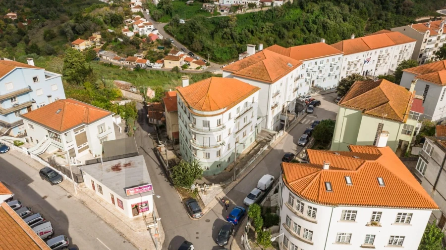 Prédio para Venda em Santo Antonio dos Olivais Foto 39