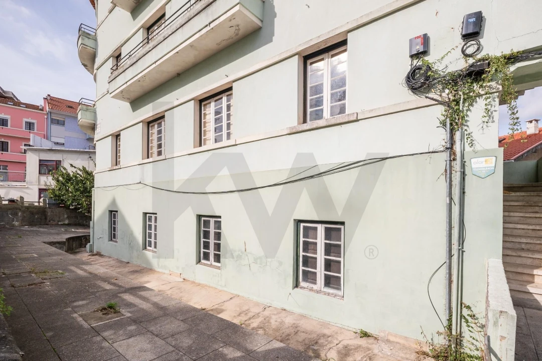 Prédio para Venda em Santo Antonio dos Olivais Foto 4