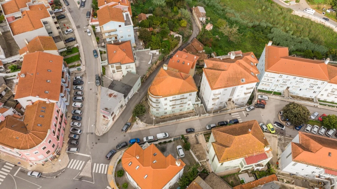 Prédio para Venda em Santo Antonio dos Olivais Foto 47