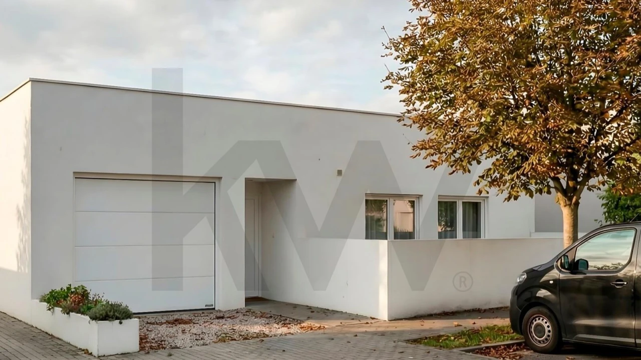 Moradia T3 para Venda em Cuba Foto 2