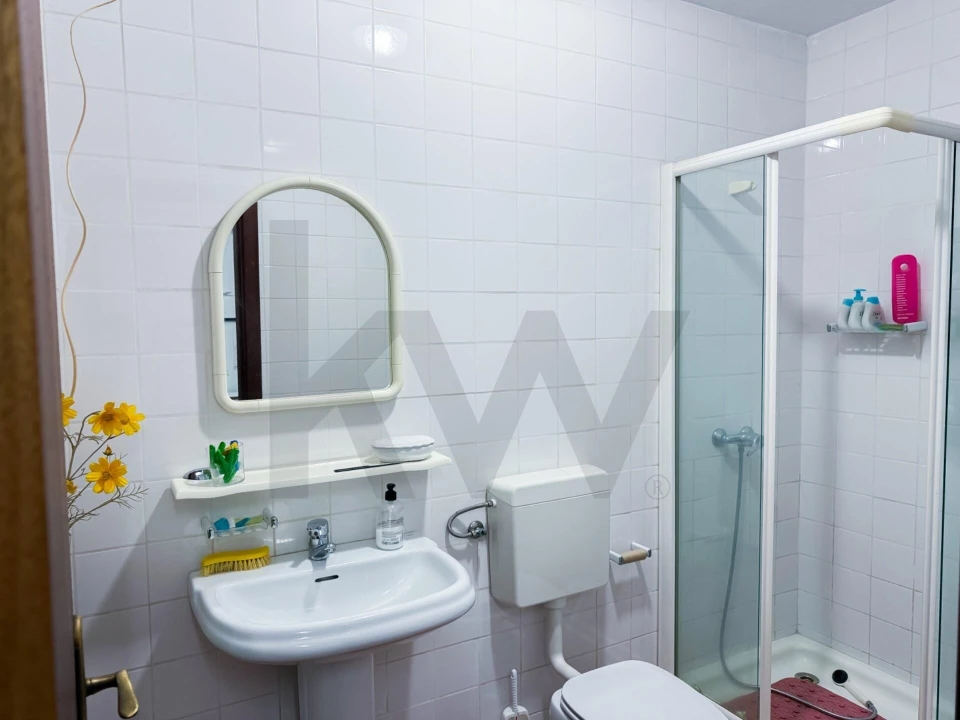 Quinta T3 para Venda em Bouro (Santa Maria) Foto 10