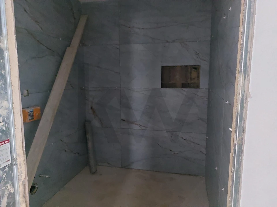 Moradia T4 para Venda em Quinta do Anjo Foto 9