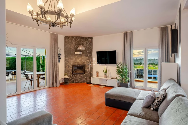 Moradia T5 para Venda em Guia Foto 41