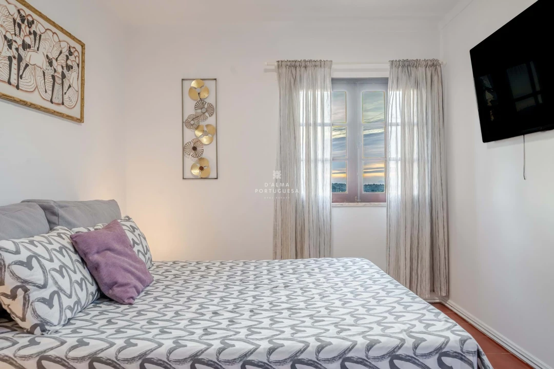 Moradia T5 para Venda em Guia Foto 37