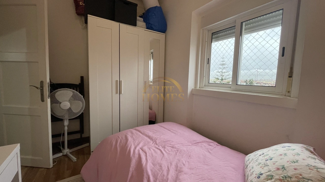 Apartamento T2 para Venda em Pontinha e Famões Foto 6