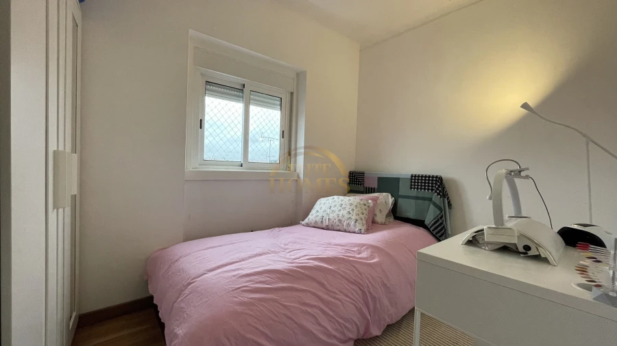 Apartamento T2 para Venda em Pontinha e Famões Foto 3