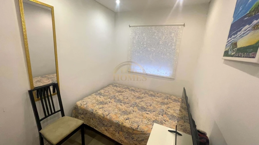 Apartamento T2 para Venda em Pontinha e Famões Foto 8