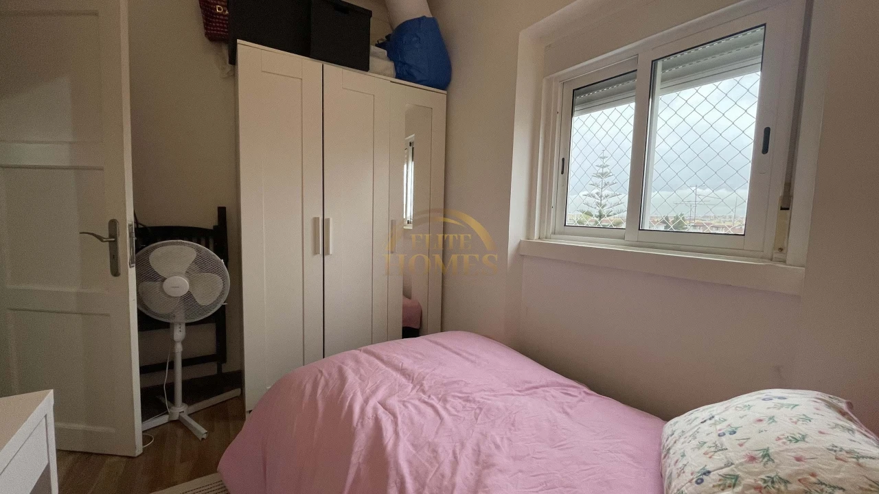 Apartamento T2 para Venda em Pontinha e Famões Foto 6