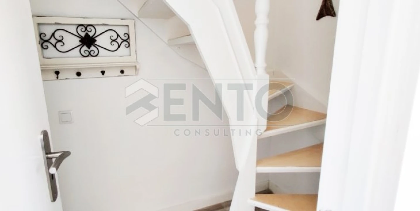 Moradia T3 para Venda em Nazare Foto 11