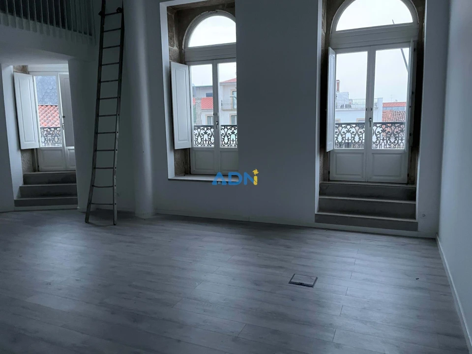 Negócio para Venda em Castelo Branco Foto 7