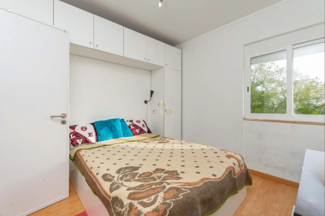 Apartamento T2 para Venda em Santa Iria de Azoia, São João da Talha e Bobadela Foto 13