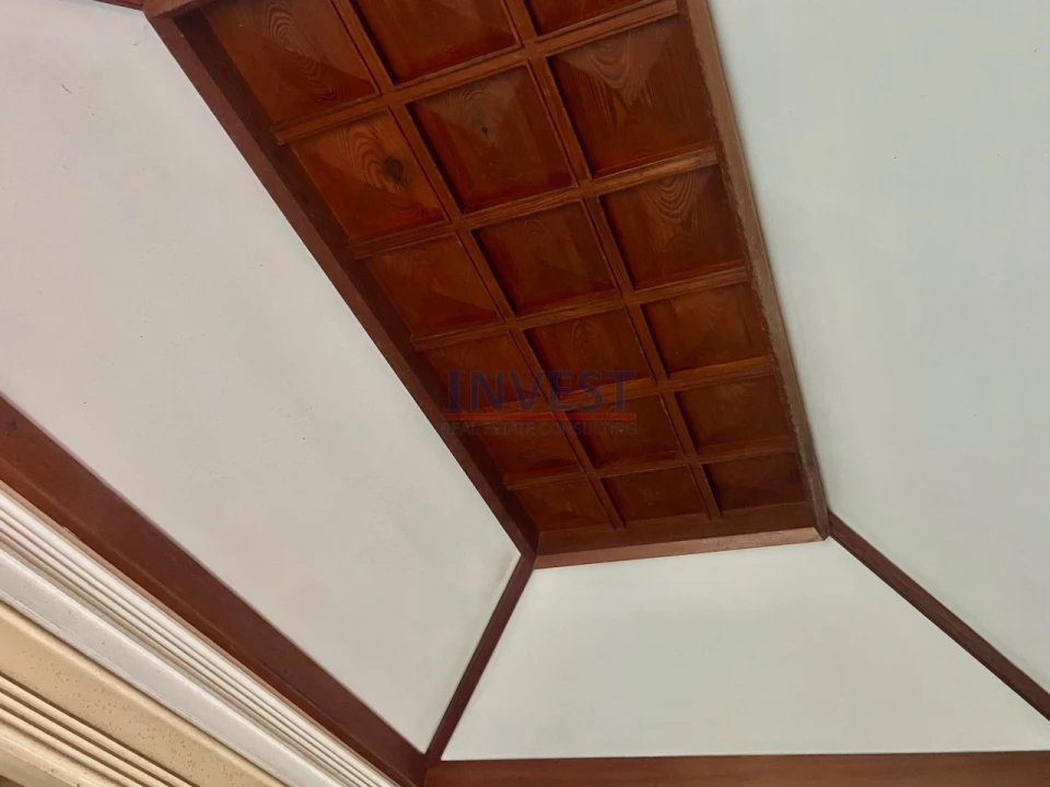 Moradia T10 para Venda em Paranhos Foto 3