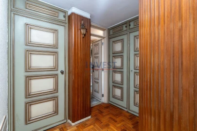 Moradia T10 para Venda em Paranhos