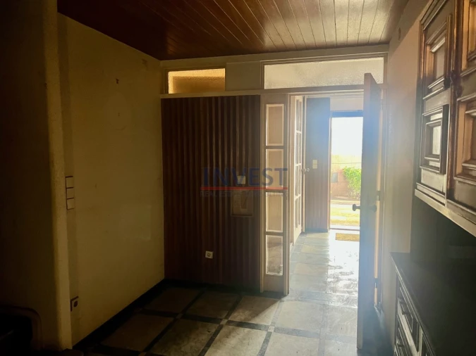 Moradia T10 para Venda em Paranhos Foto 6