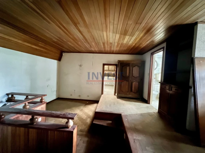 Moradia T10 para Venda em Paranhos Foto 26