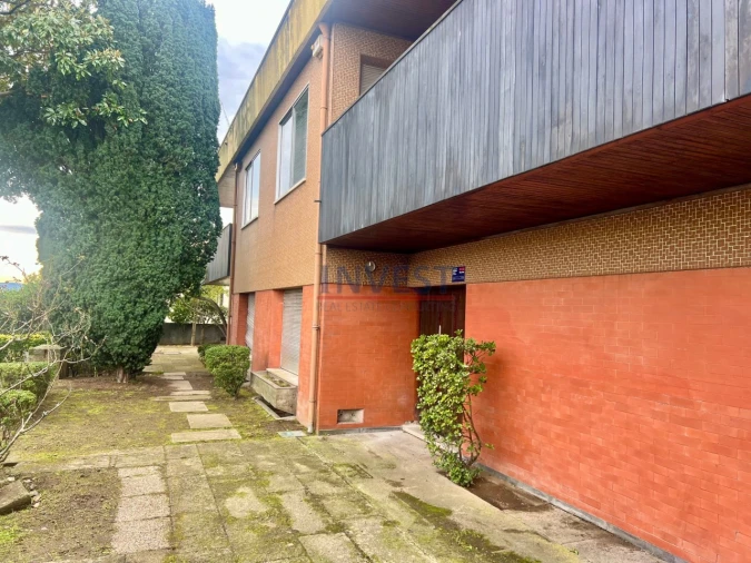 Moradia T10 para Venda em Paranhos Foto 43