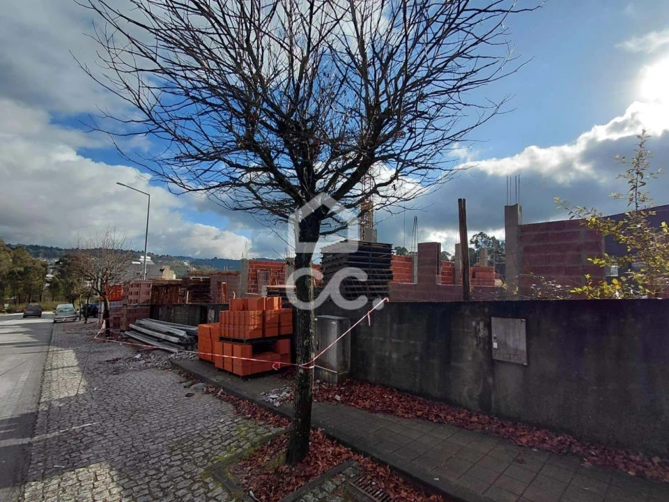 Moradia T3 para Venda em Macieira Foto 11