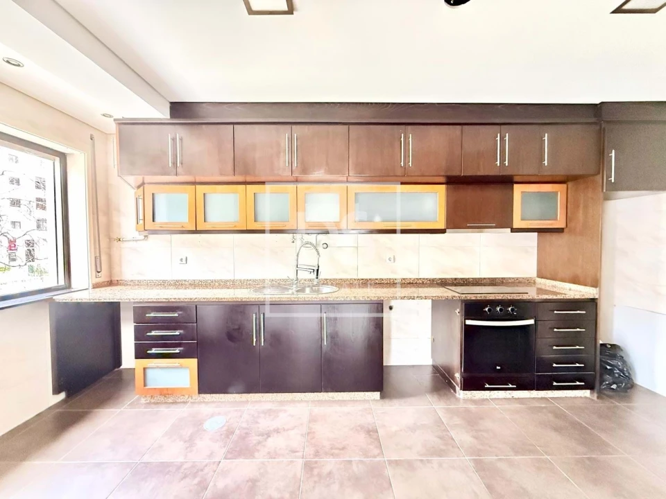 Apartamento T3 para Venda em Póvoa de Varzim, Beiriz e Argivai Foto 3