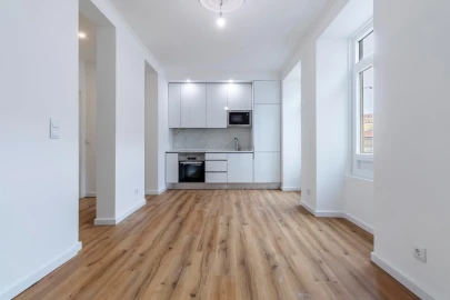 Apartamento T1 para Venda em Santa Maria Maior
