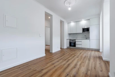 Apartamento T1 para Venda em Santa Maria Maior
