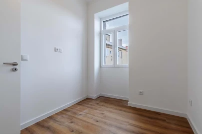 Apartamento T1 para Venda em Santa Maria Maior