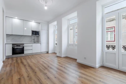 Apartamento T1 para Venda em Santa Maria Maior