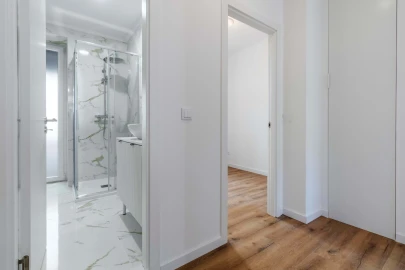 Apartamento T1 para Venda em Santa Maria Maior