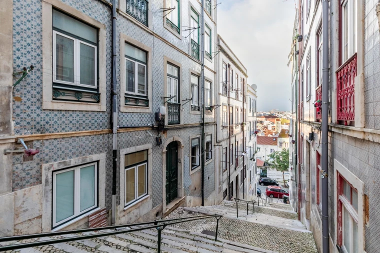 Apartamento T1 para Venda em Santa Maria Maior Foto 2