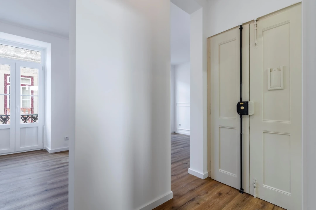 Apartamento T1 para Venda em Santa Maria Maior Foto 4