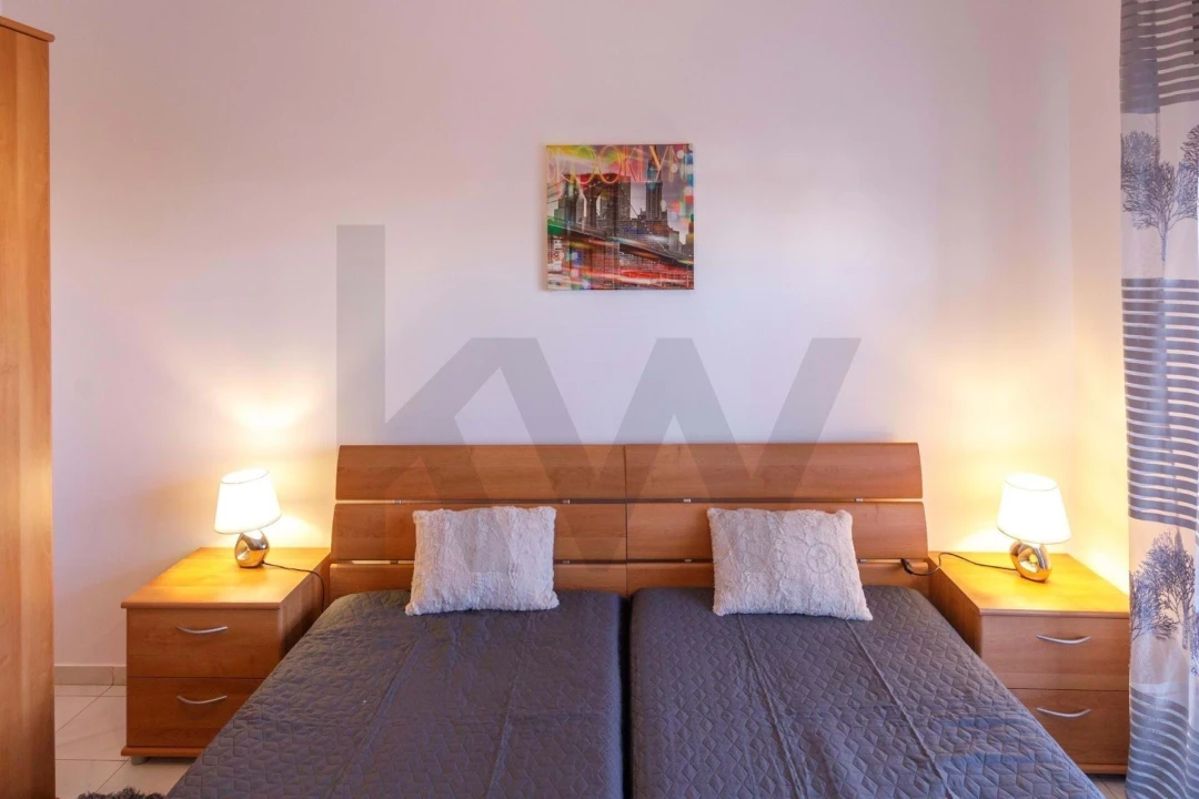 Apartamento T2 para Venda em Portimão Foto 13